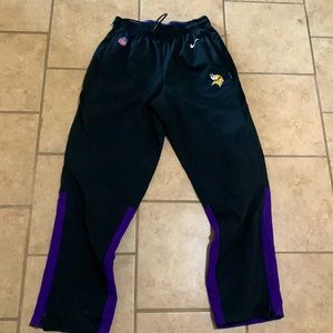 L Minnesota Vikings DriFit pants